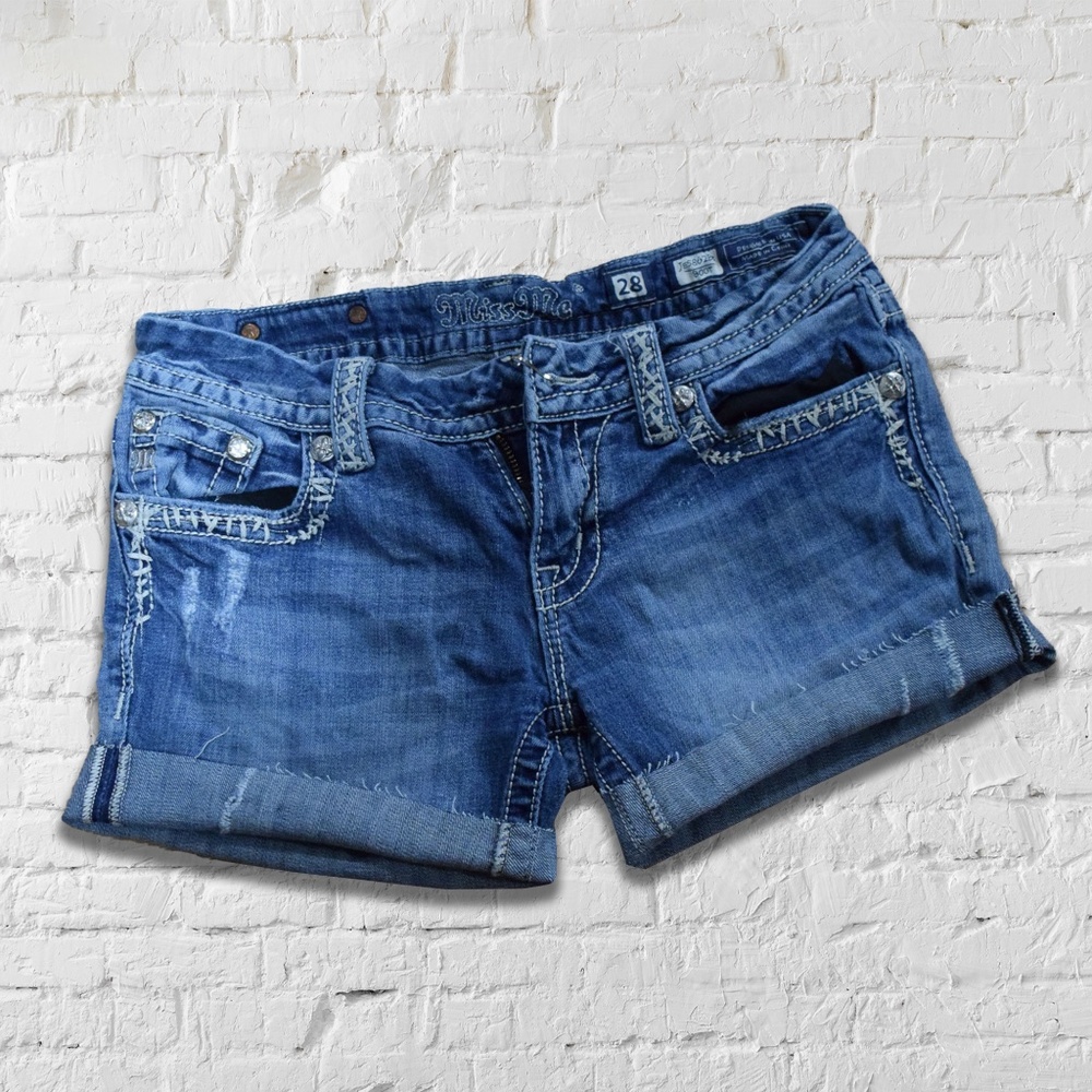 Miss Me ~ Cut Off Shorts ~ Size 28